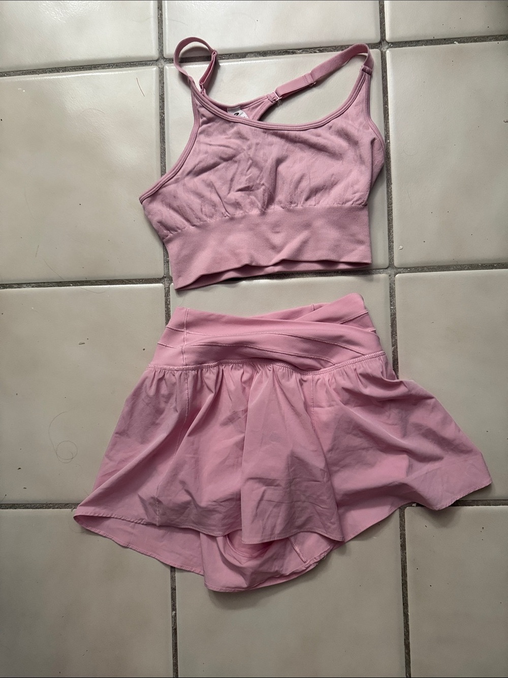 YogaliciousWomen’s Pink Activewear Set - Sports Bra and Skirt